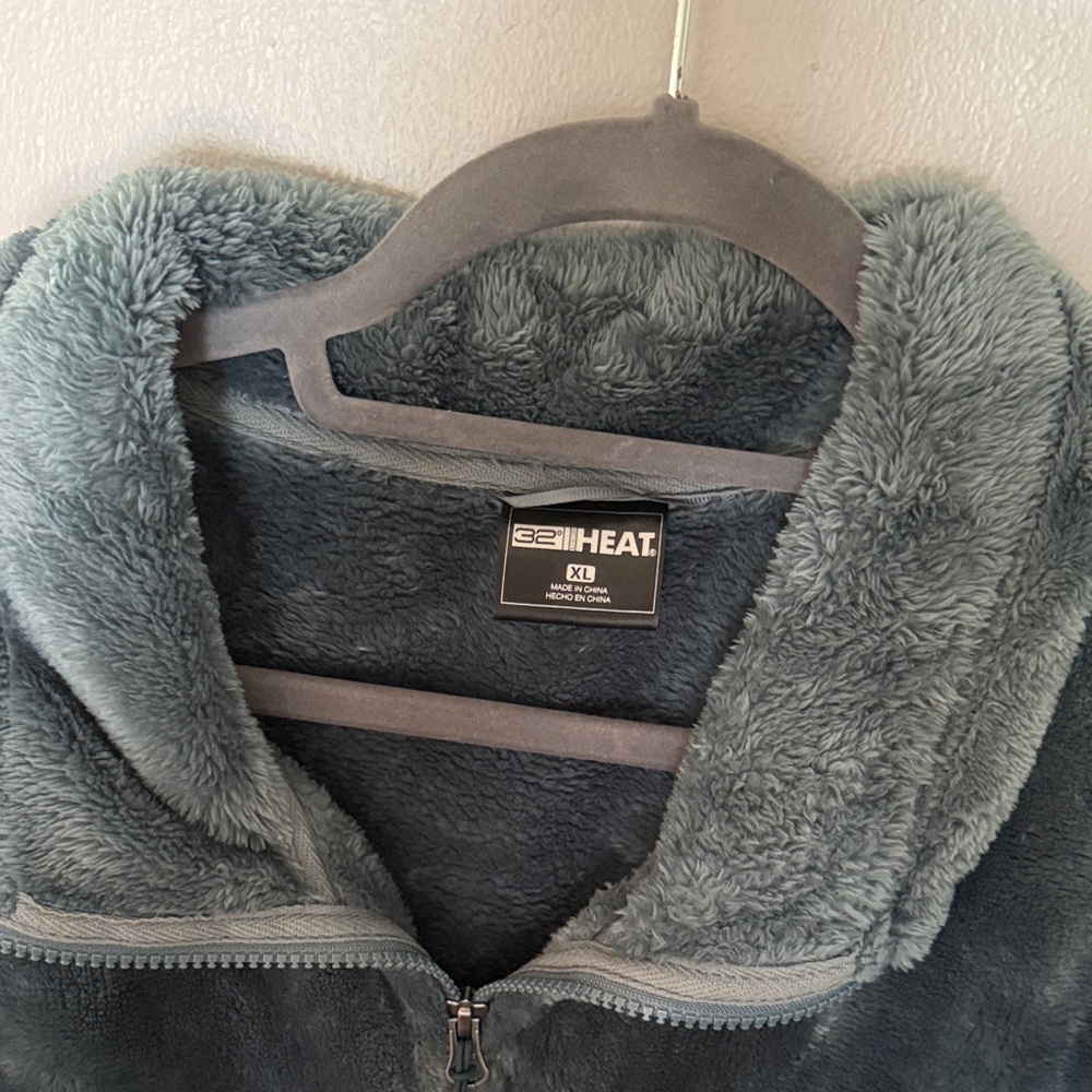 32 Degrees Dark Gray Fleece Jacket